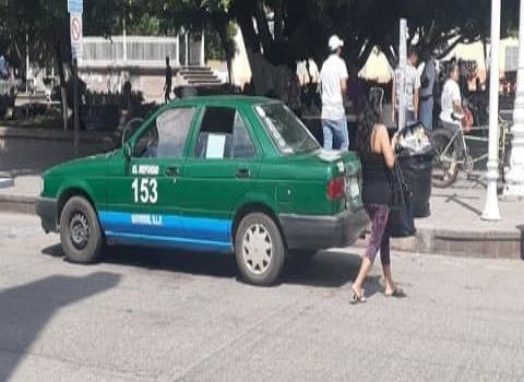 Taxistas sin cultura vial Taxistas sin cultura vial