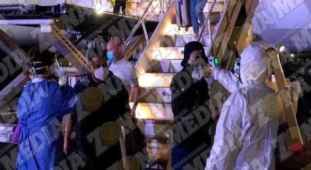 Paisanos burlan cerco fronterizo Paisanos burlan cerco fronterizo