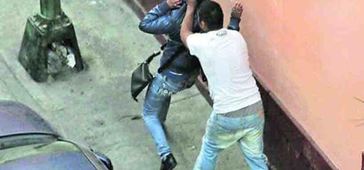 Acecha a mujeres que son violentadas Acecha a mujeres que son violentadas