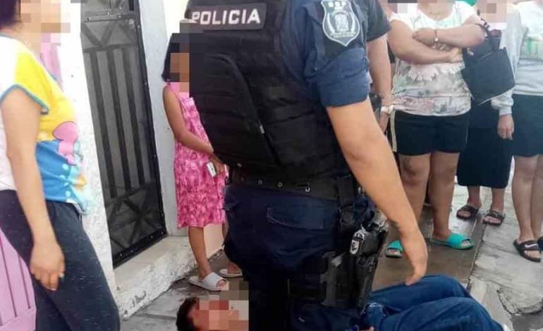 Policías rescatan  a 2 delincuentes