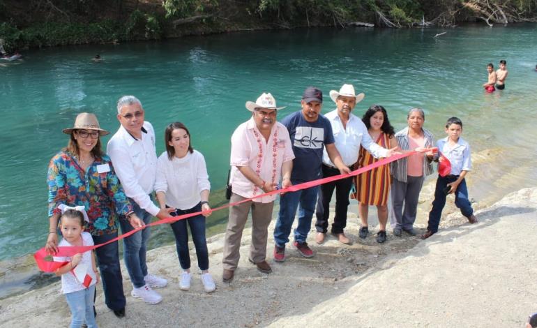 Inconformidad por apertura de paraje