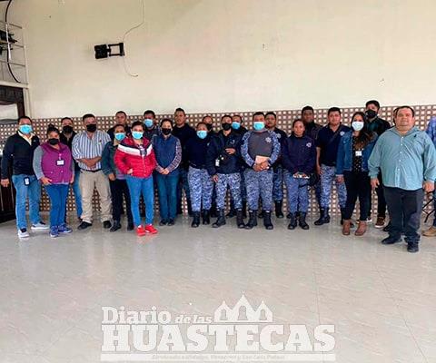 Capacitaron a servidores