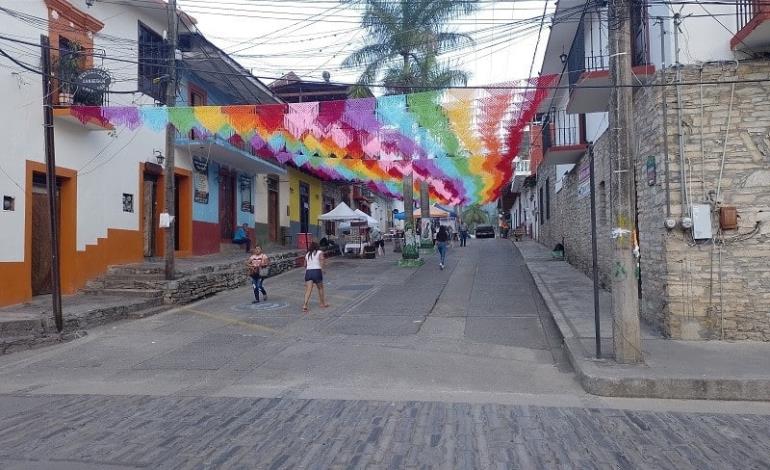 Inician preparativos para fiestas patrias