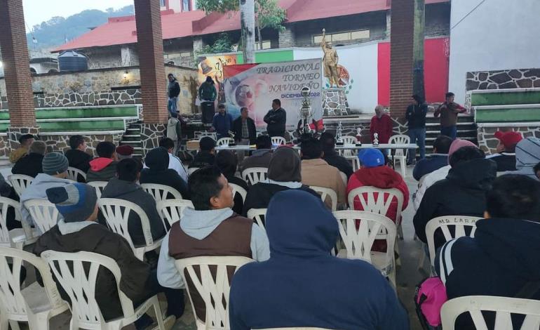 Inauguraron Torneo de Futbol Navideño