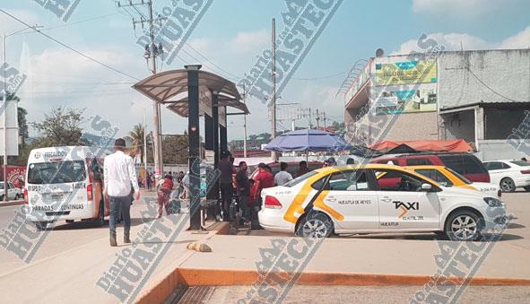 Levantaron a un taxista porque se perdió un celular