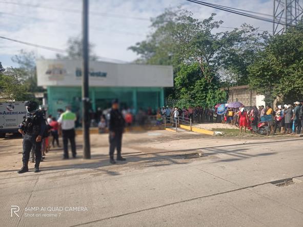 Adulto mayor murió en fila del banco Bienestar