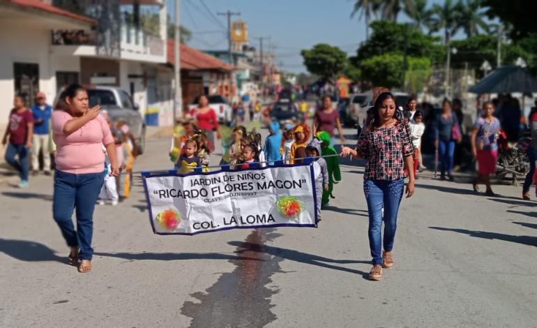 Conmemoraron el natalicio de Juárez en Platón