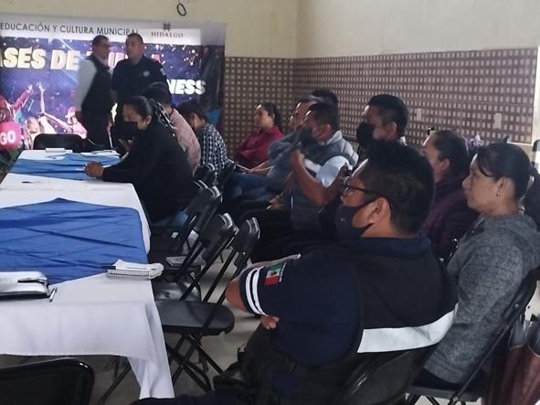 Impartieron curso a funcionarios públicos en Tlanchinol