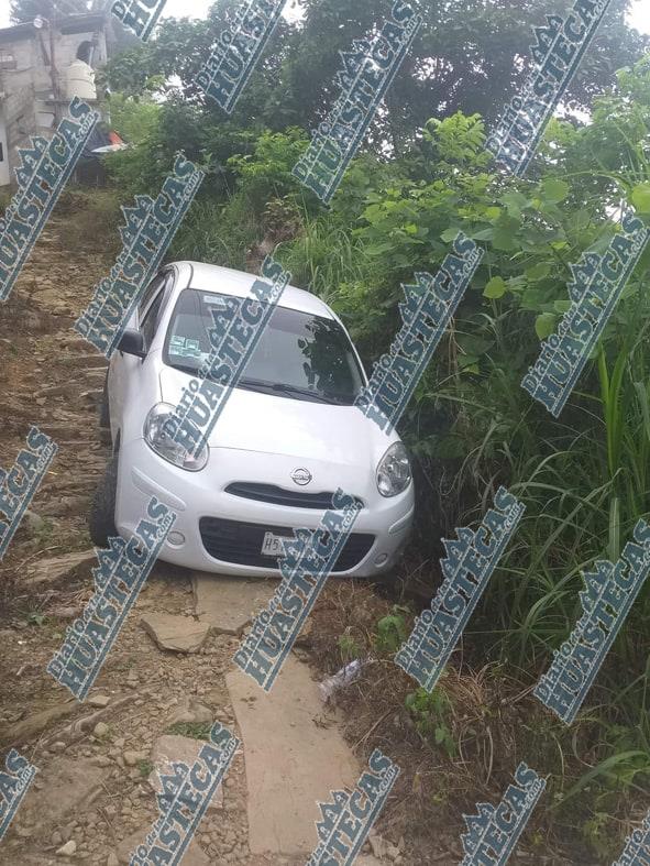 Localizaron auto atado a un cerro 