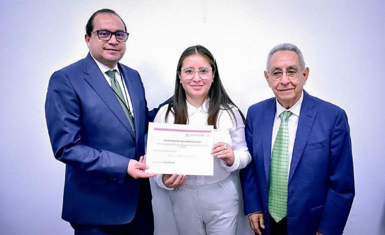 Estudiante de UTMiR recibió financiamiento para desarrollar proyecto turístico en Colombia