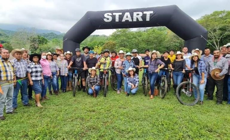 Inauguraron ciclo pista en COBAEH Jaltocán