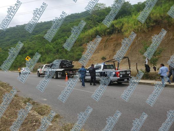 Ebrio conductor destrozó su auto en la México-Tampico