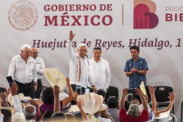 ¡Amor con amor se paga! AMLO y Menchaca supervisan Programas del Bienestar