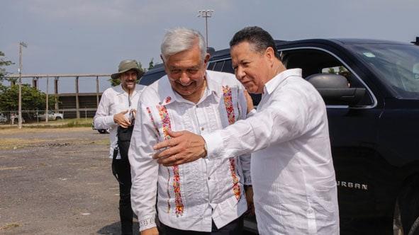 ¡Amor con amor se paga! AMLO y Menchaca supervisan Programas del Bienestar