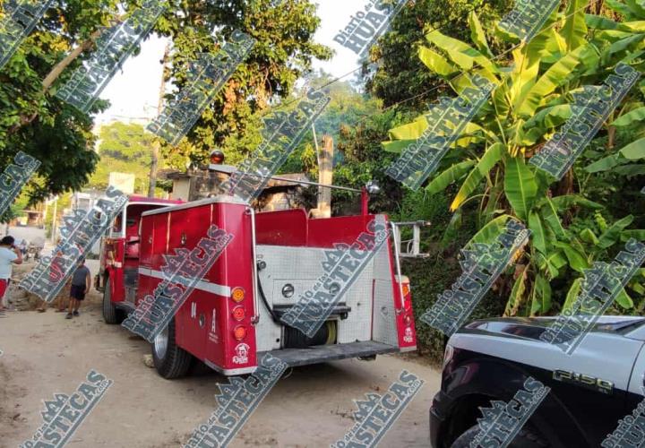 En la Carlos Fayad incendio consumió toda una vivienda