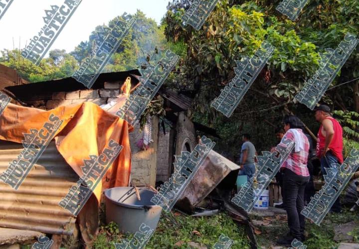 En la Carlos Fayad incendio consumió toda una vivienda