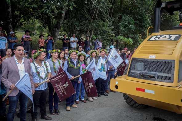 SIPDUS da banderazo de inicio de 7 obras en diferentes regiones de la entidad