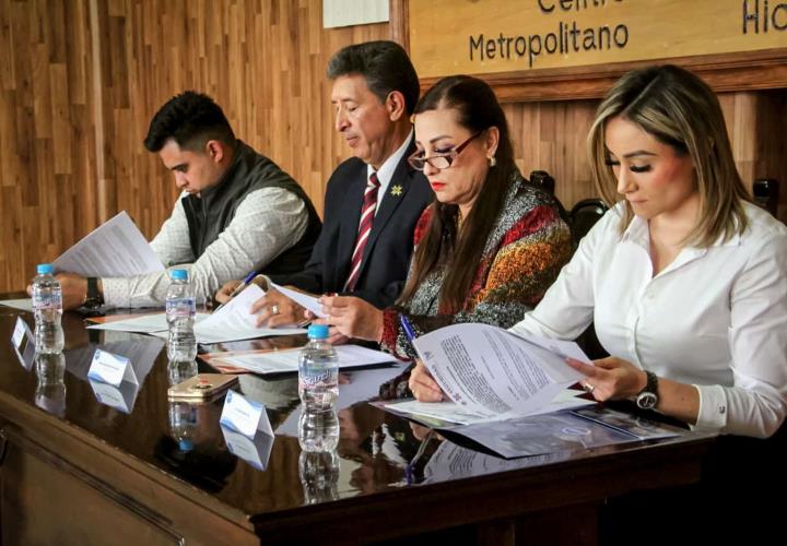 Buscan que 2 mil 300 elementos de la PIBEH cursen estudios de bachillerato y universidad