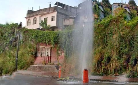 Enorme fuga de agua en plena crisis hídrica