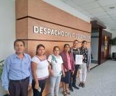 A Julio Menchaca piden que atienda la solicitud de la reparación del drenaje