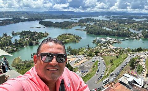 Héctor Rodríguez viajó a Colombia