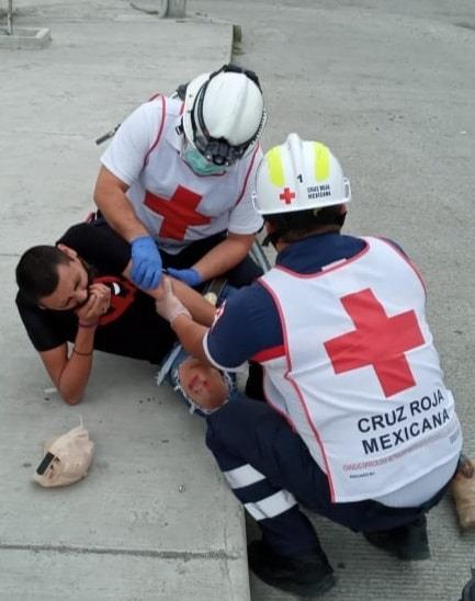 Joven lesionado al caer de "bici"