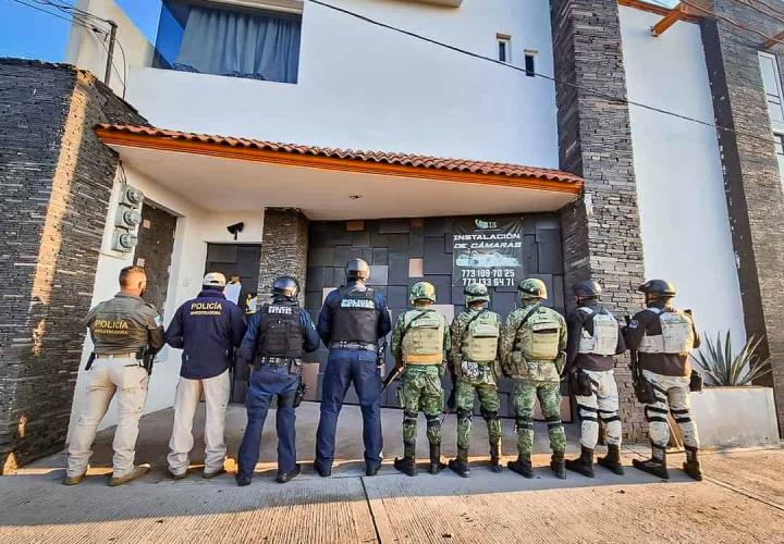 Desarticulan centros de almacenamiento y distribución de drogas en la región de Tula de Allende; hay cuatro detenidos 