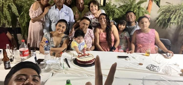 Cumpleaños en familia pasó Anacleta Torres