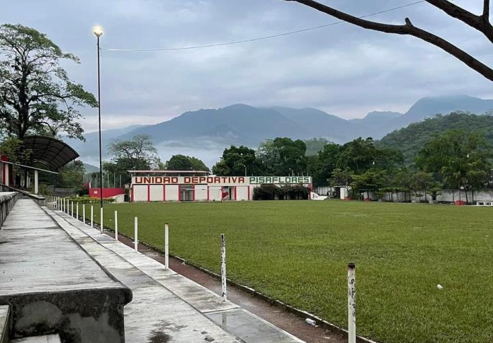 Invitan a gran final de futbol en Pisaflores 