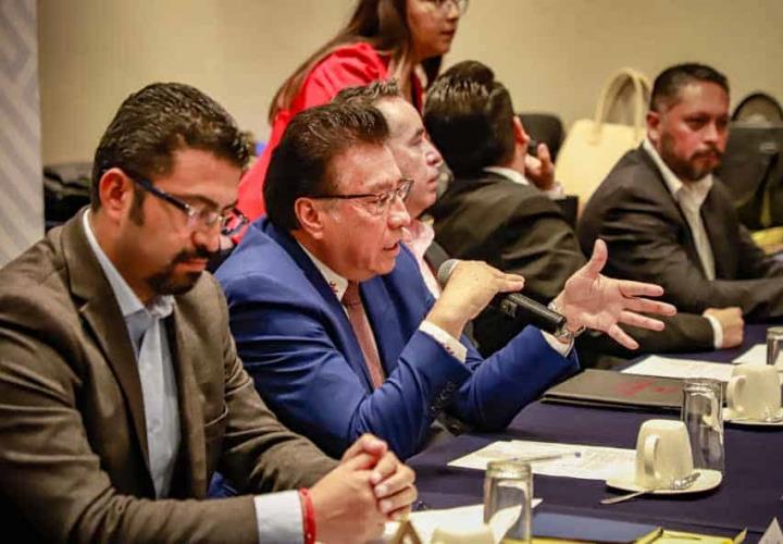 STPSH y CANACO Servytur Pachuca buscan mayor vinculación y capacitación, con firma de convenio