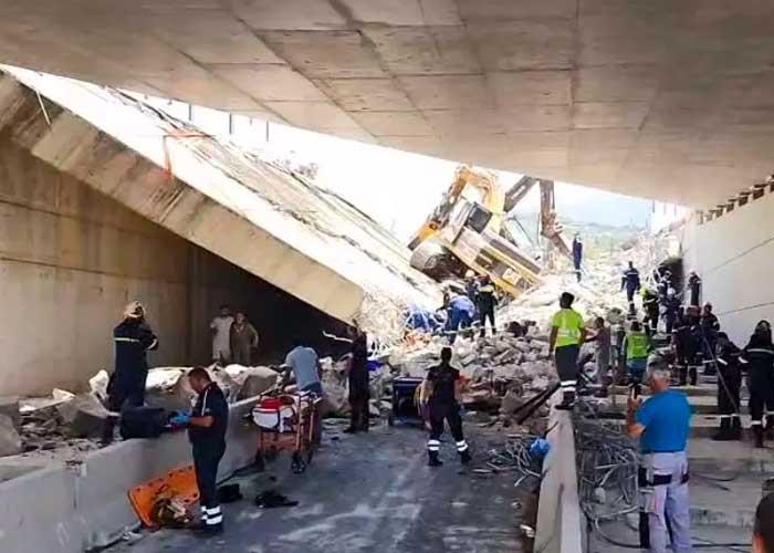 Colapso de puente dejó un muerto