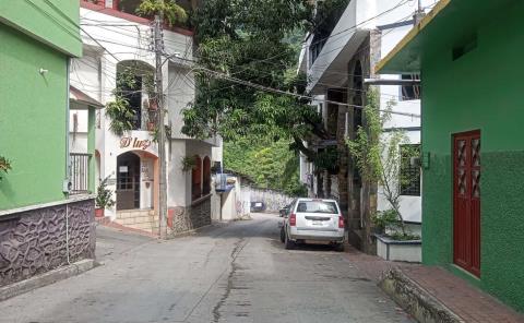 Piden vecinos del Barrio del Carmen vigilancia
