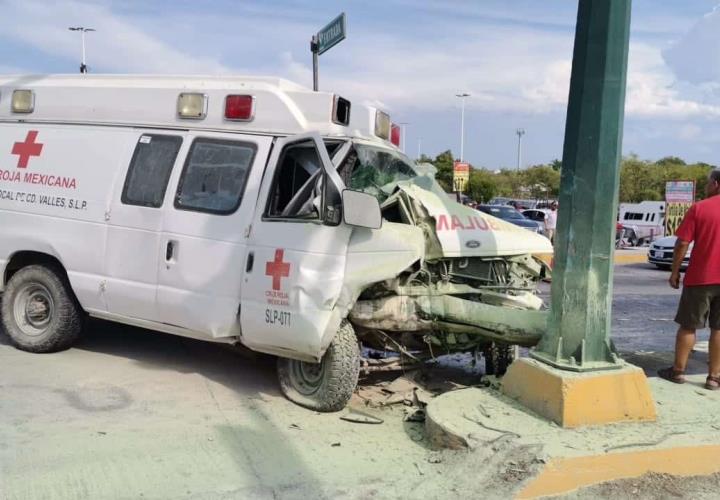 Deja aparatoso choque tragedia en Valles-Mante.