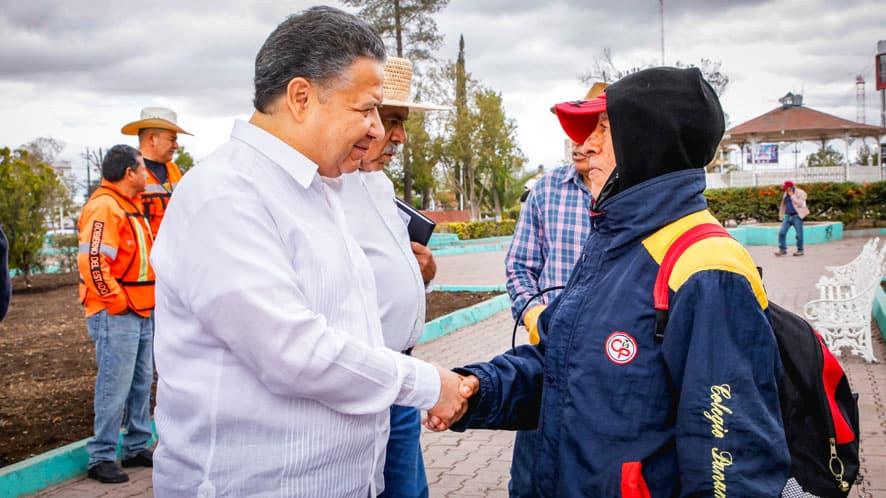 Menchaca Salazar supervisa rehabilitación del Parque de los Hombres Ilustres