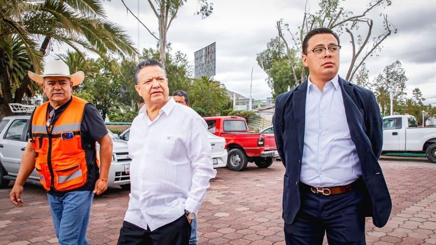 Menchaca Salazar supervisa rehabilitación del Parque de los Hombres Ilustres