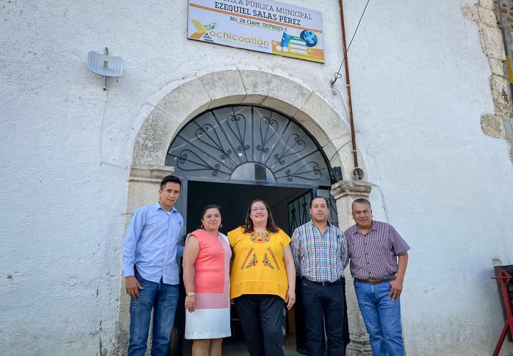 Biblioteca Regional de Actopan resguarda obra de muralistas locales e internacionales
