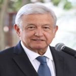 AM López Obrador ... Lo acusan. 