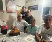 Festejo familiar tuvo el profe Víctor Cruz
