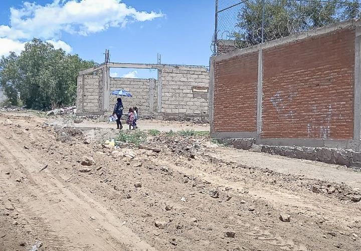 Luego de petición vecinal durante una Mesa de Acercamiento, se rehabilita acceso de la colonia La Loma