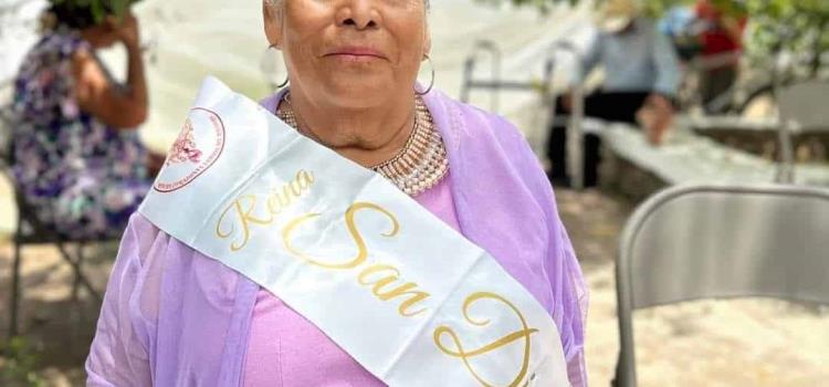 Coronaron a Felipa Gálvez