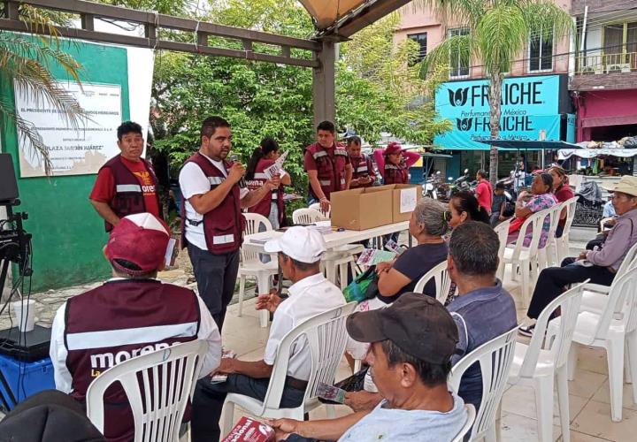 Poca asistencia en Consulta Nacional