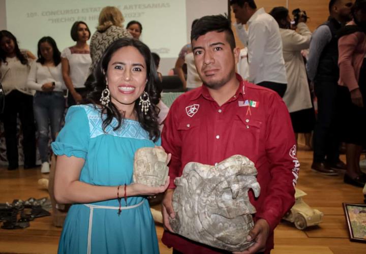 Gobierno estatal premió a personas artesanas que destacaron en el concurso "Hecho en Hidalgo"