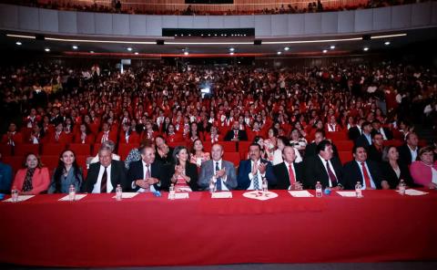 Realiza CREN Benito Juárez ceremonia de graduación de la generación 2019-2023