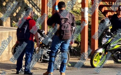 En la México-Tampico motociclistas derraparon

