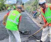 En Xochiatipan dieron banderazo de inicio de rehabilitación de carretera 