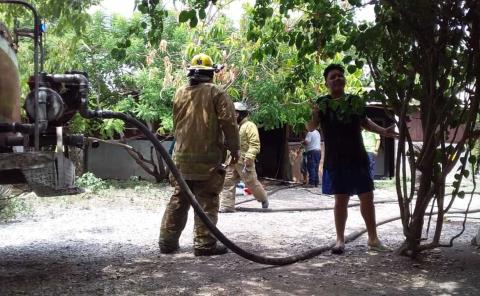 SE INCENDIÓ UNA VIVIENDA