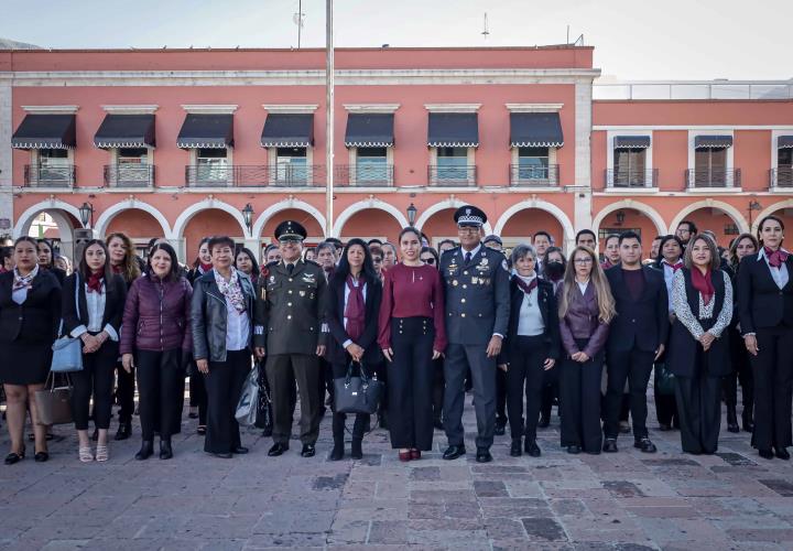Encabezó Sebiso ceremonia de lunes cívico