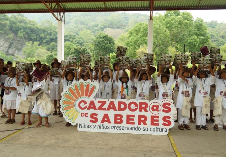 SEPH incorporó a niñas y niños de Calnali, Acaxochitlán y Atlapexco al programa Cazadores de Saberes