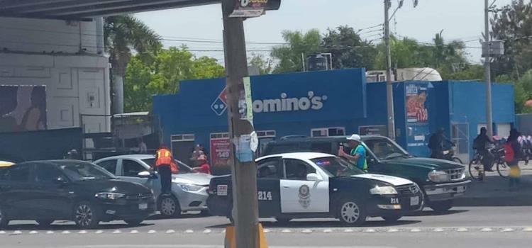 Tratan de poner orden  en crucero de bulevar