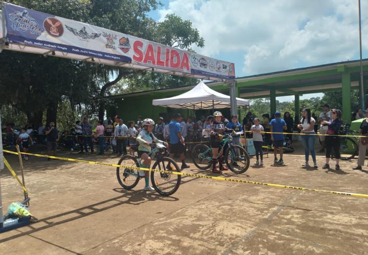 Rotundo éxito en el 6° Serial Huasteco en Huautla